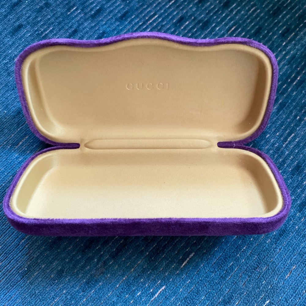 Gucci Luxurious Purple Velvet Eyewear Case – Lime Green Interior